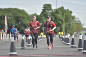 BIB: 0036
                            <button type="button" onclick="openModal(4937686)" class="btn btn-primary btn-sm float-right btn-popup" data-toggle="modal" data-target=".modal-high-quality">
                        <i class="fas fa-shopping-cart"></i> Add to Cart
                    </button>
                                            <button type="button" onclick="isThisMe(4937686, true)" class="btn btn-success btn-sm float-right btn-popup btn-isme hidden" data-toggle="tooltip" data-placement="bottom" title="นี่คือรูปของคุณใช่ไหม คลิกที่นี่เพื่อเอาเข้าอัลบั้ม">
                        <i class="fas fa-plus"></i> Add to album
                    </button>
                    <button type="button" onclick="isThisMe(4937686, false)" class="btn btn-warning btn-sm float-right btn-popup btn-isnotme hidden">
                        <i class="fas fa-ban"></i> Remove from album
                    </button>